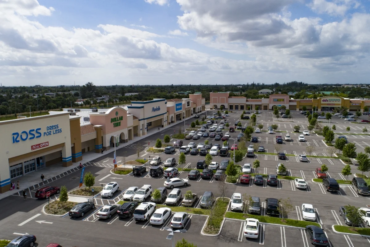Gardens Promenade Shopping Center