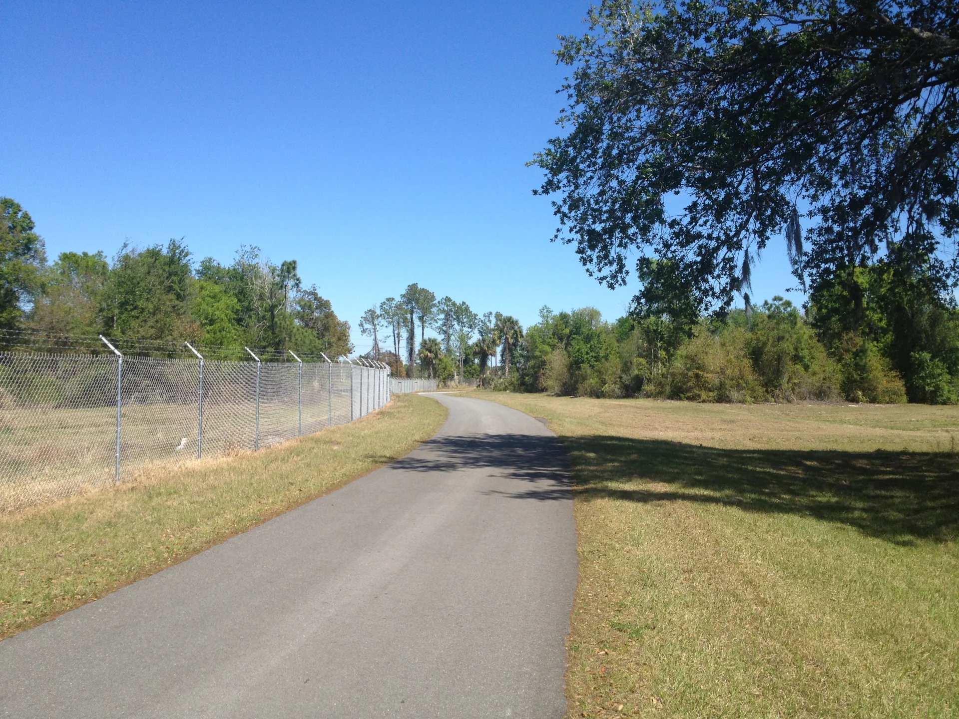airport road
