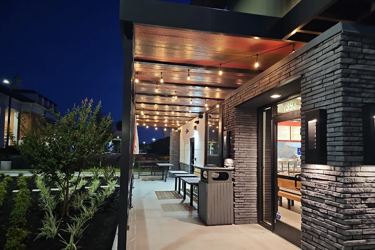 Panda Express Casselberry exterior benches