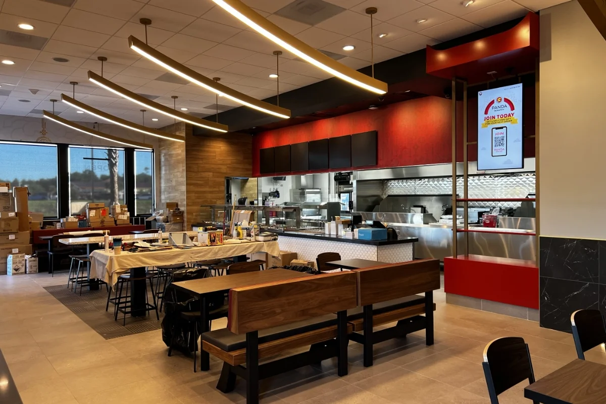 Panda Express Deltona interior dining room