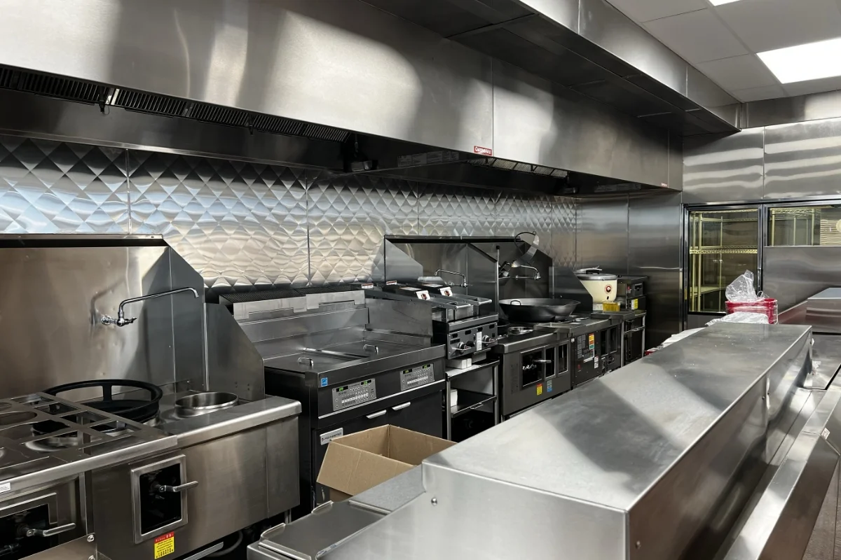 Panda Express Deltona kitchen setup