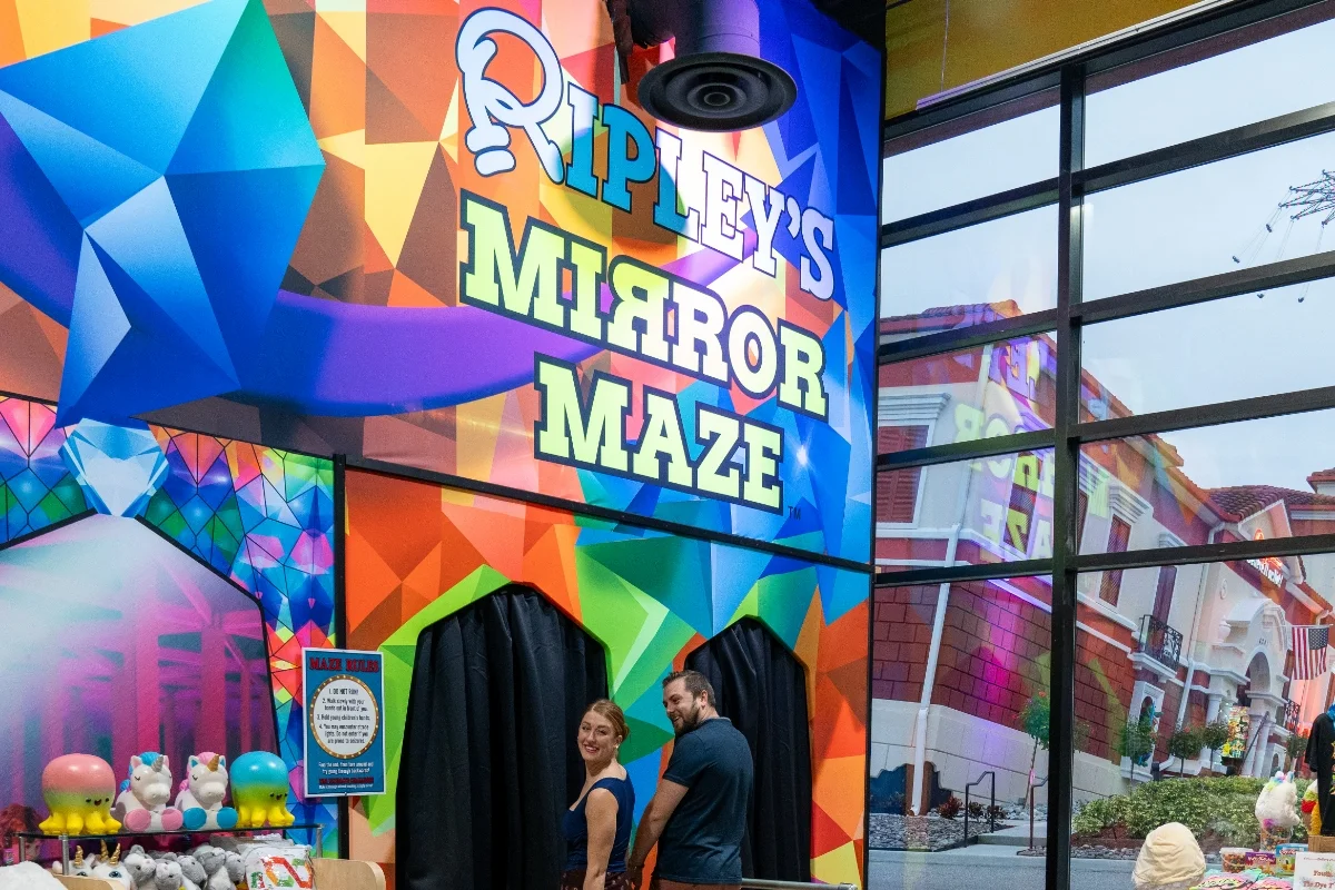 Ripley’s Mirror Maze
