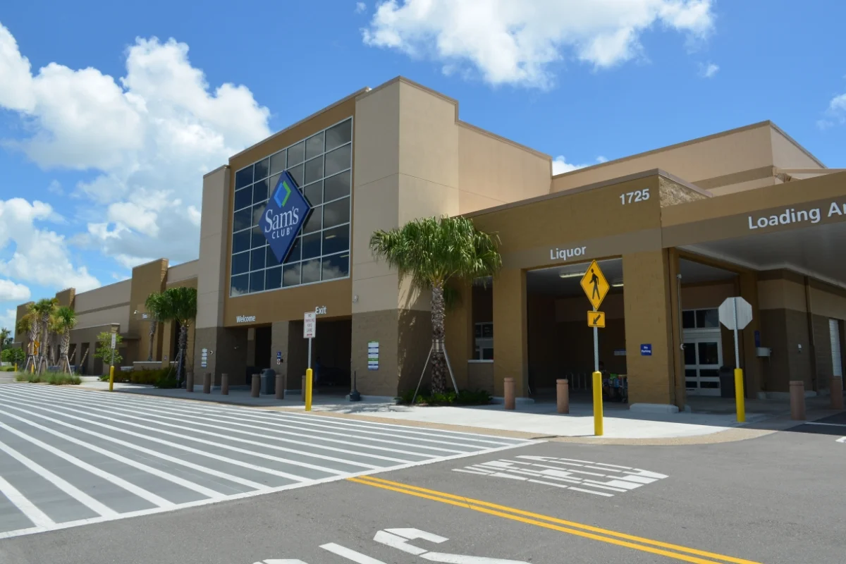 Sam’s Club building exterior