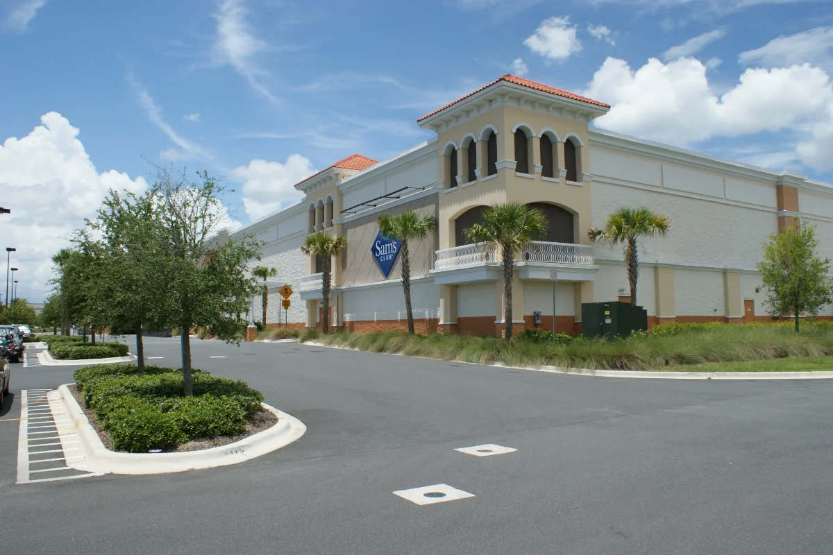 Sam's Club building exterior