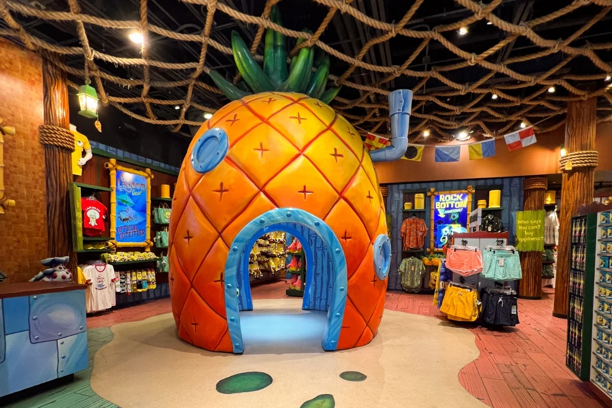 Spongebob store interior model of pineapple house