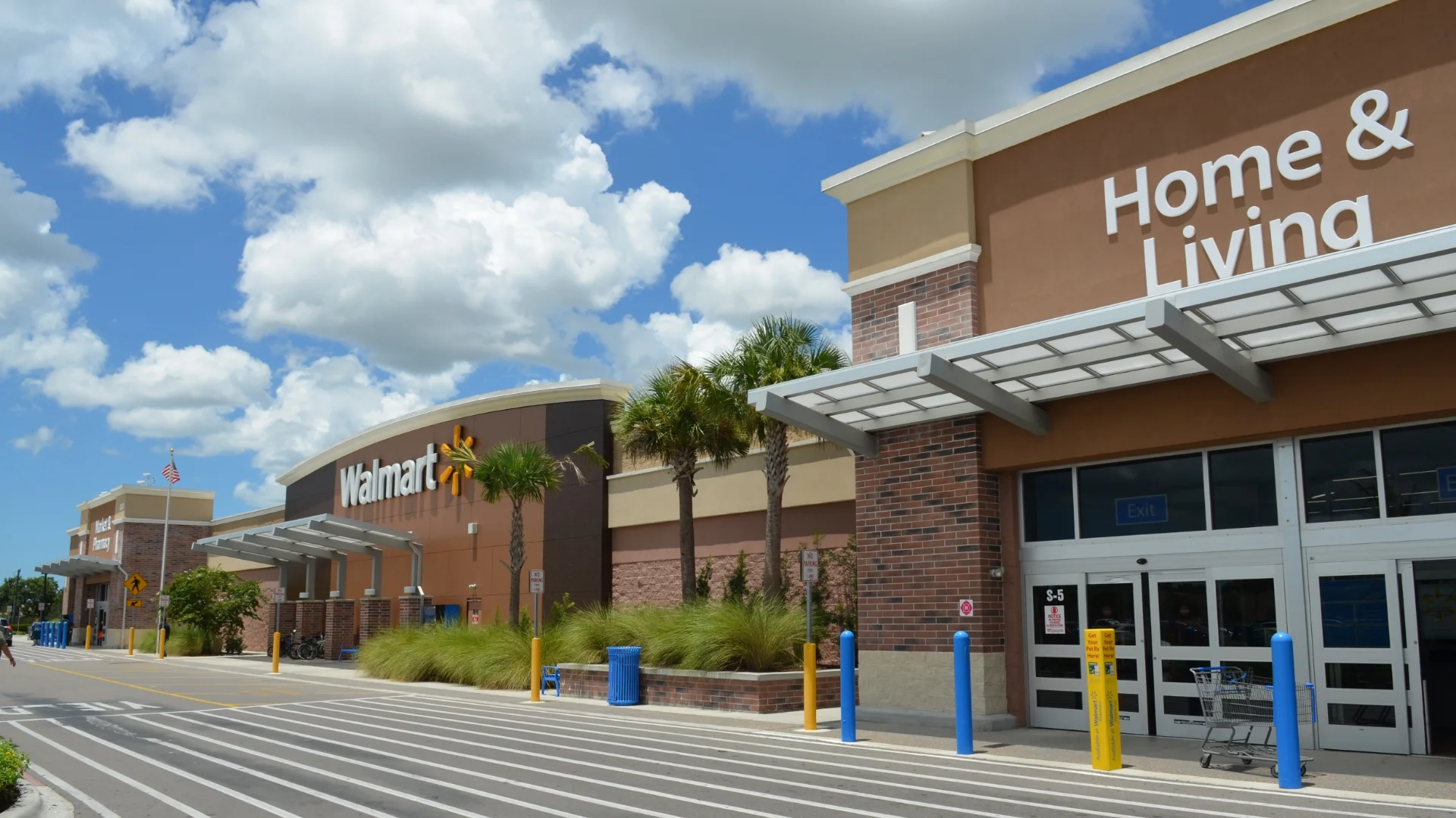 Walmart storefront