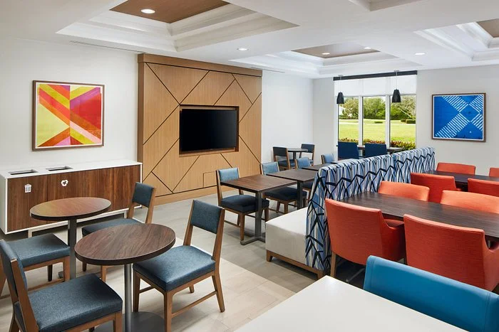 Holiday Inn Express dine