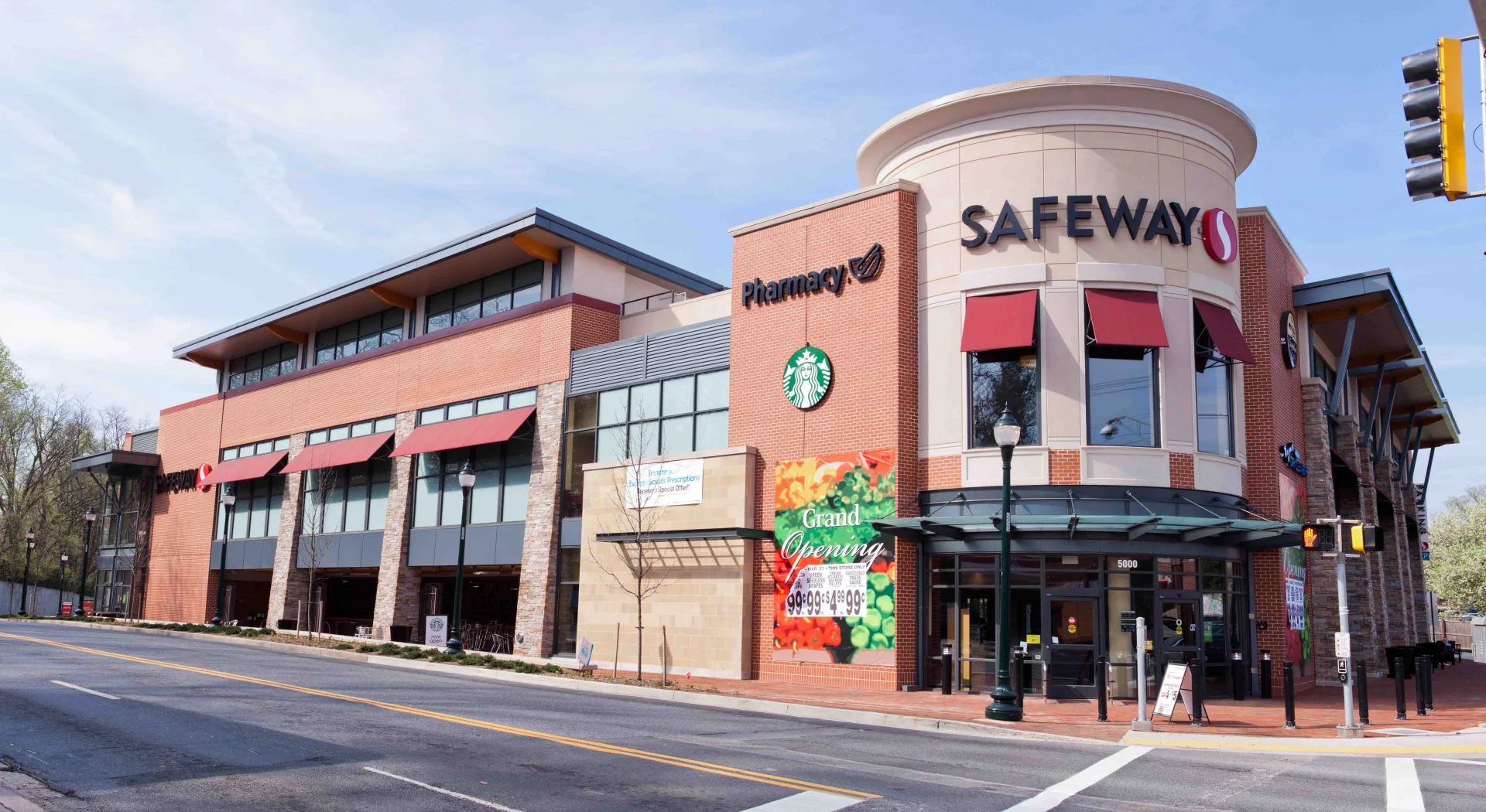 Safeway Supermarket building exterior in Bethesda, MD