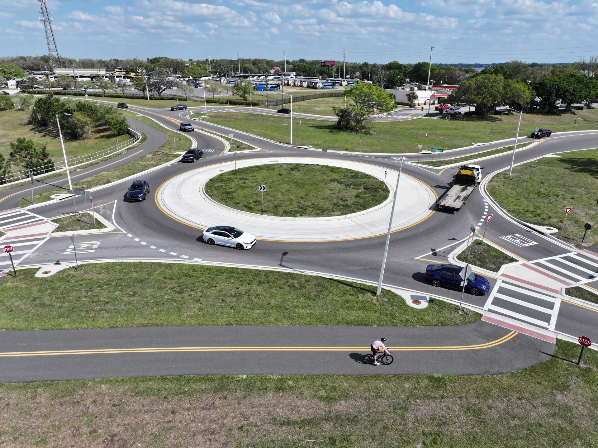 Oakland Avenue Roundabout