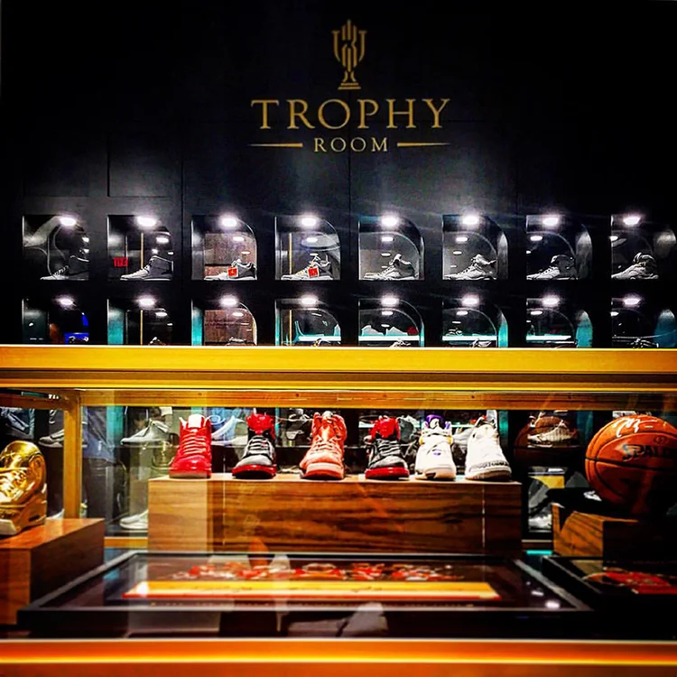 sneaker display