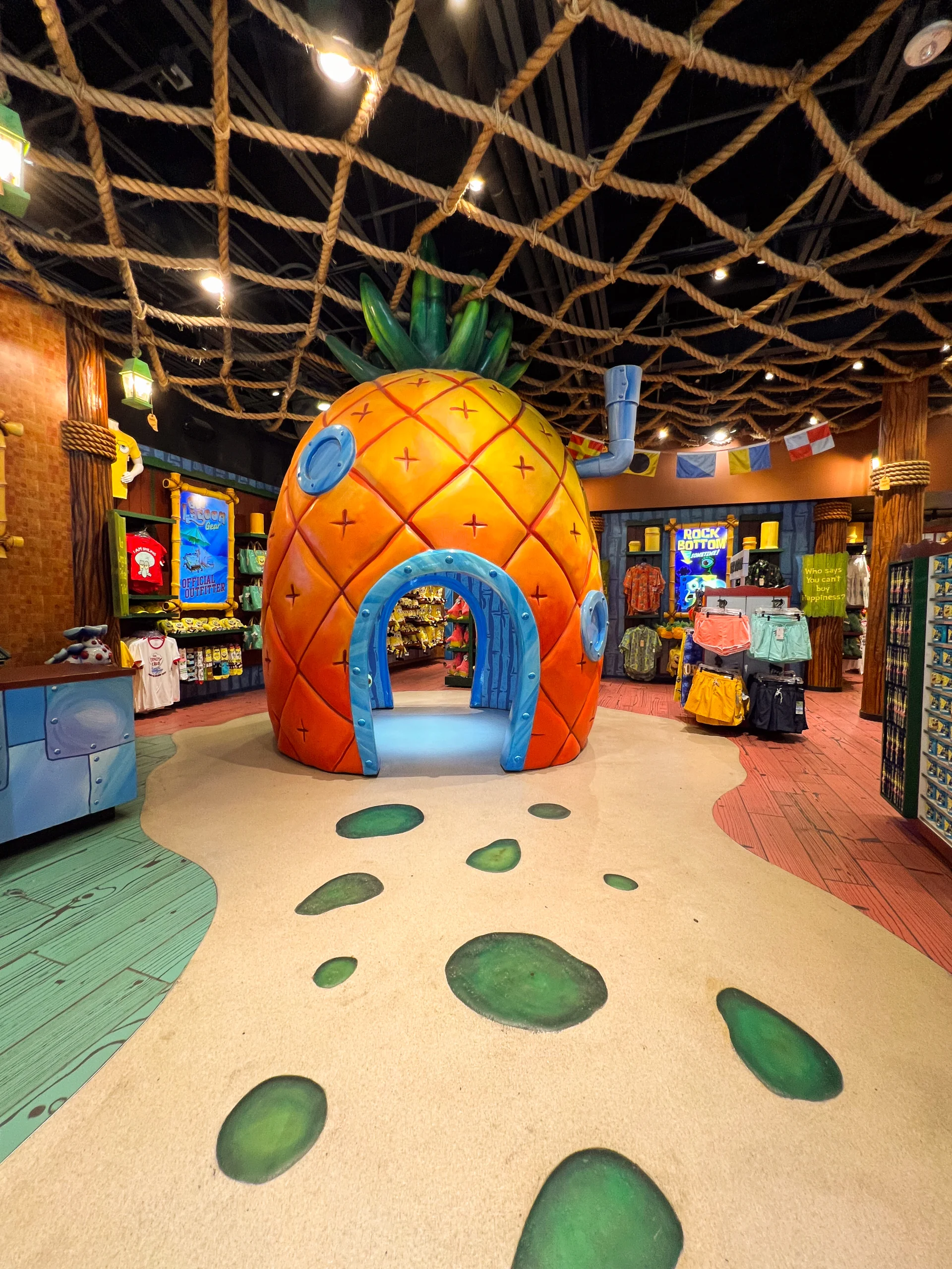 Spongebob store interior model of pineapple house
