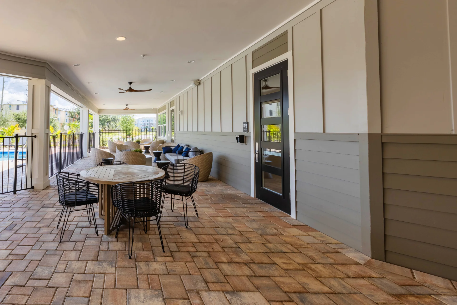 Solamar at Wildwood outdoor patio area