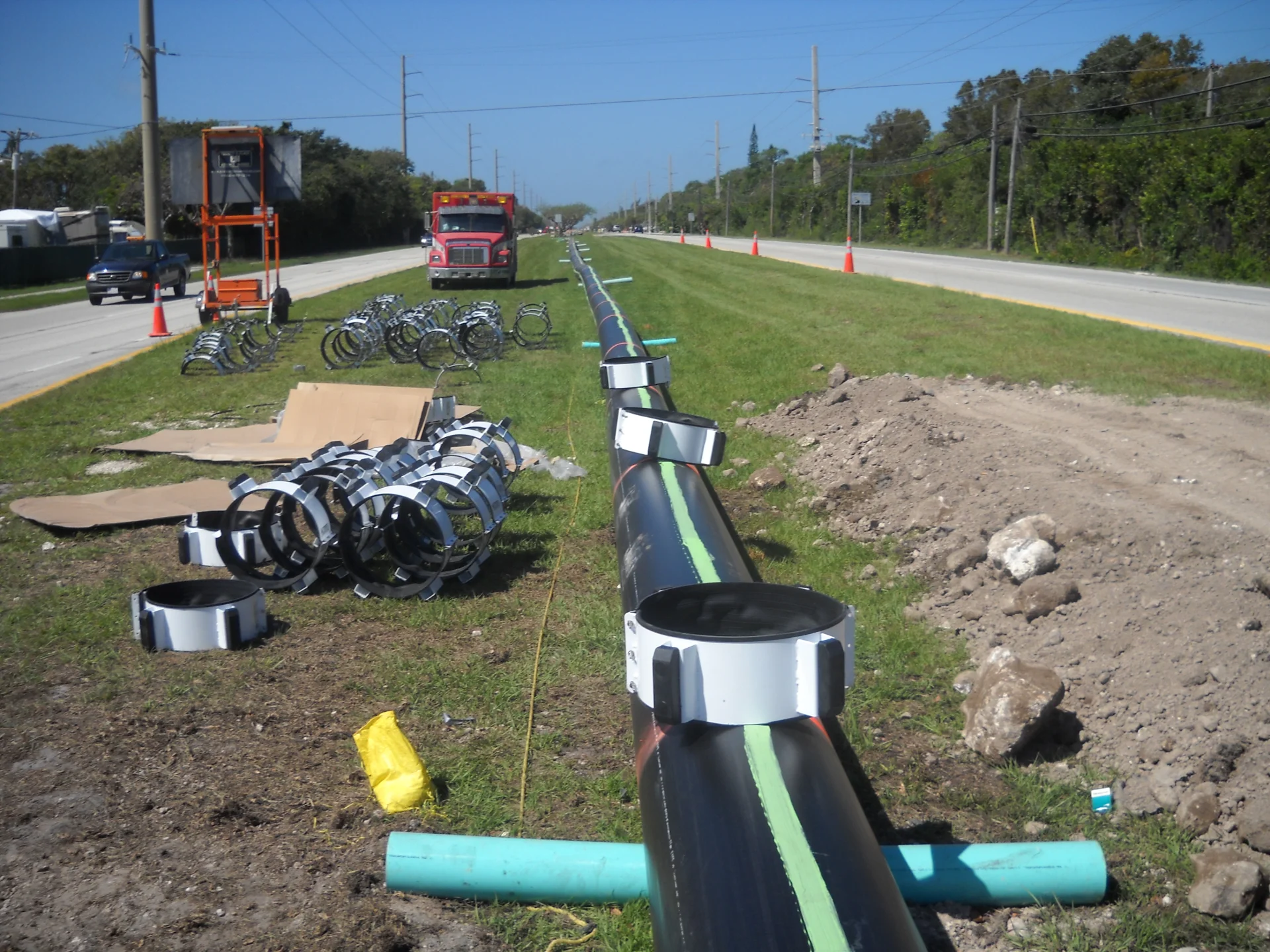 new large underground water pipes